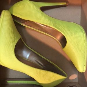 Charlotte Russe Shoes - Neon Yellow Snakeskin Pumps Charlotte Russe Shoes - Neon Yellow Snakeskin Pumps